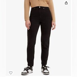 NWT Levi's High-Waisted Black Mom Jeans - Size 29 x 30